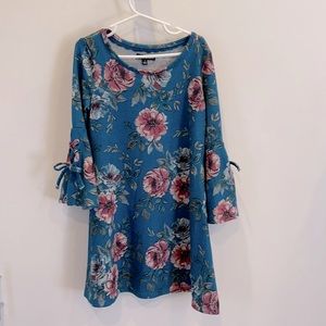 Violets & Roses girls bell sleeve dress